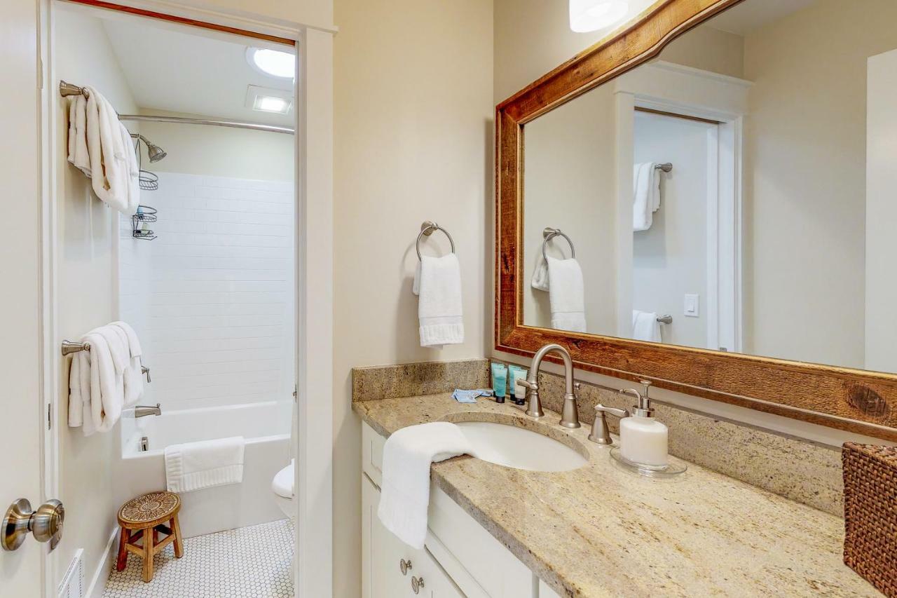 Orcas Beach Cottage Eastsound 외부 사진